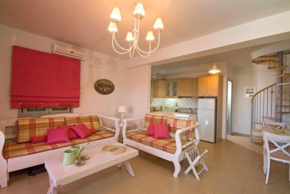 Aeolia Villas كاريستوس الغرفة الصورة